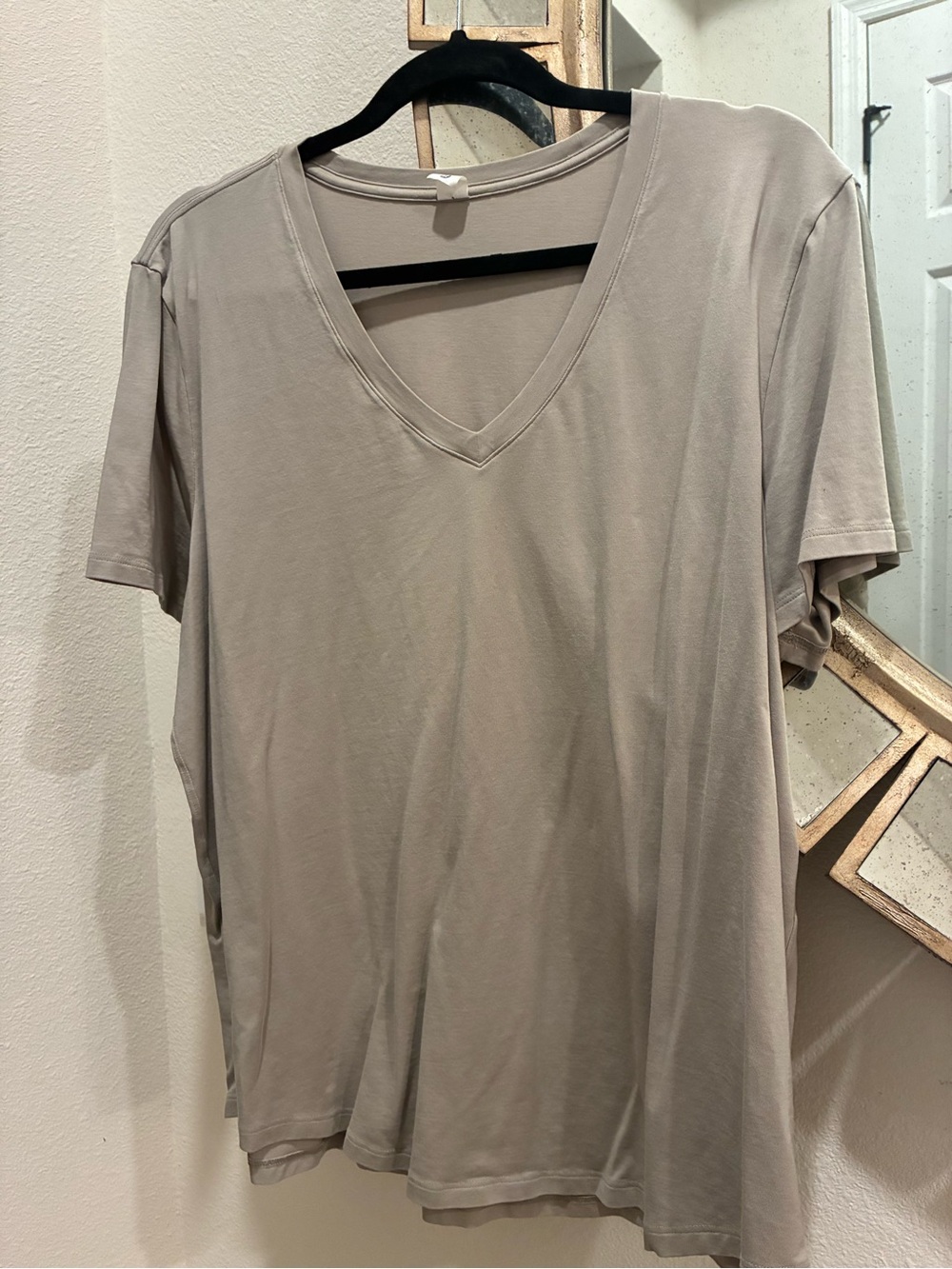 lululemon athletica Love V-Neck Short Sleeve T-shirt - Riverstone color